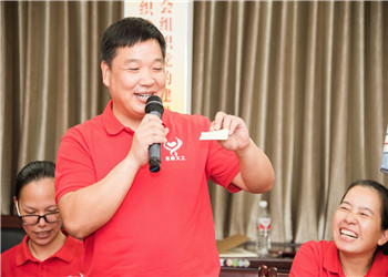 陈斌：公益是一种信仰，何乐不为？